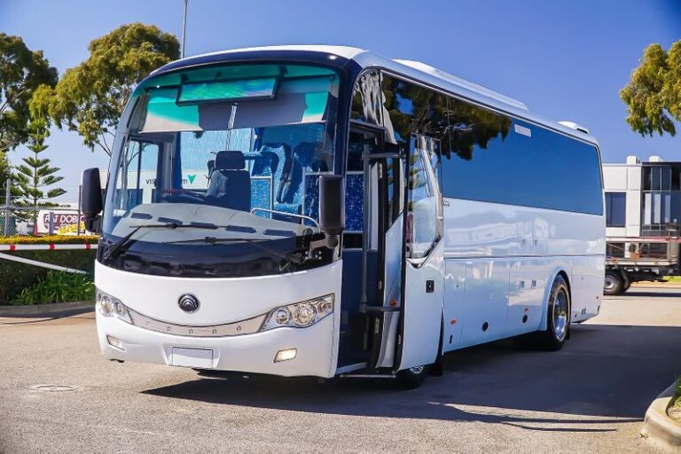 Dubai Executive Bus Rental for Premium Group Travel